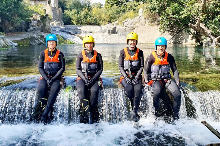 Alcantara Gorges : Bodyrafting between Dives and Natural Slides - Photo 2