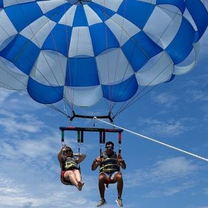 Sky High Parasailing From Marina Cafe - Destin Florida - Photo 2