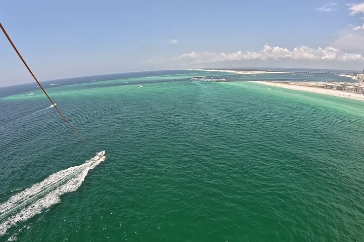 Sky High Parasailing From Marina Cafe - Destin Florida - Photo 5