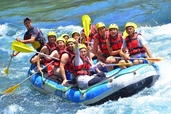 Group Rafting Activity in Bozyaka - Photo 3