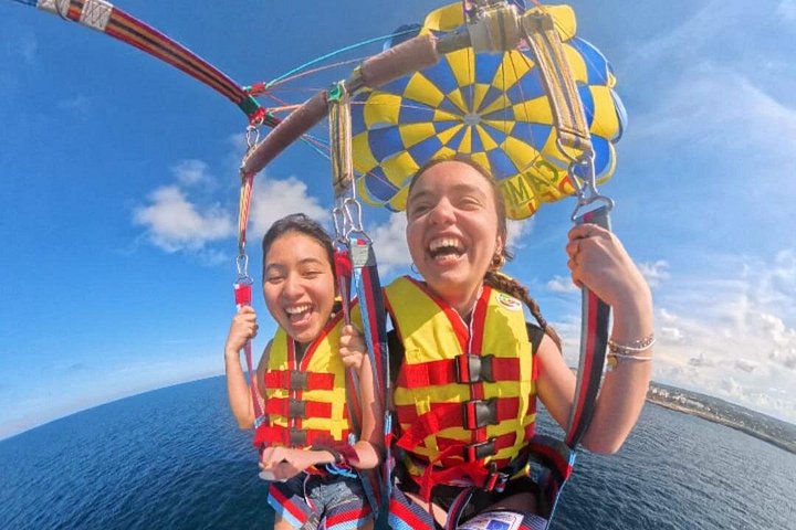 https://www.tripadvisor.com/PreviewImage?https://www.tripadvisor.com/PreviewImage?p=11&img=362337308p=11&img=362337392 - Parasailing adventure in Polignano with transport included