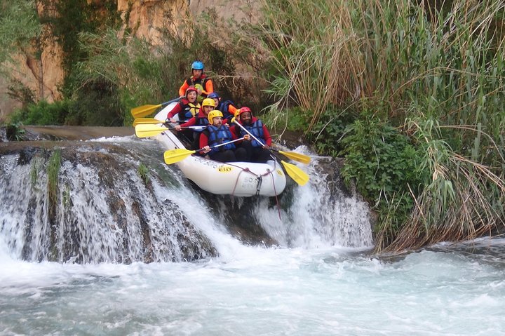Rafting white water in Montanejos 1h Valencia - Photo 6