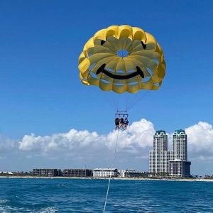 Ocean Parasailing Over the Gulf of Mexico with Sonny's Beach Service - Bay & Ocean Parasailing over the Gulf of Mexico South Padre Isl.