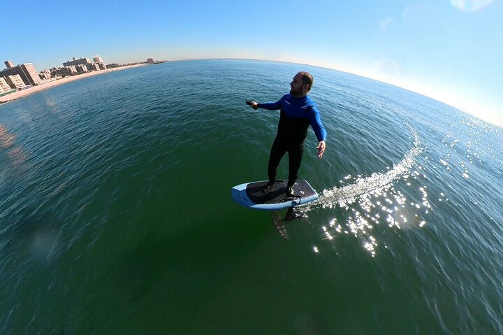 Private E-foil Surfing in New York - Photo 2