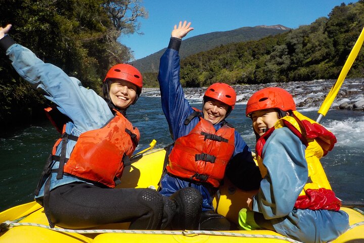 Adventure for the family on the Tongariro River - Family Float Grade 2 Whitewater Adventure in Tongariro River