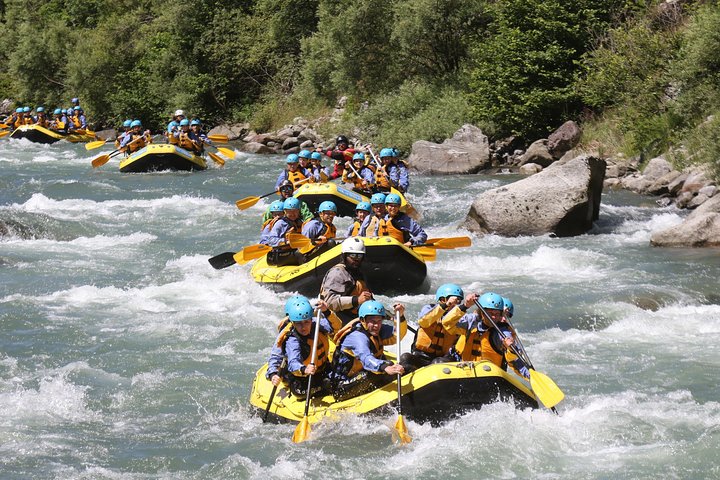 rafting family on Noce river Italy - River Rafting for Families
