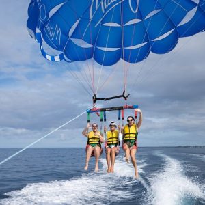 Big Island Parasailing Experience - Photo 1