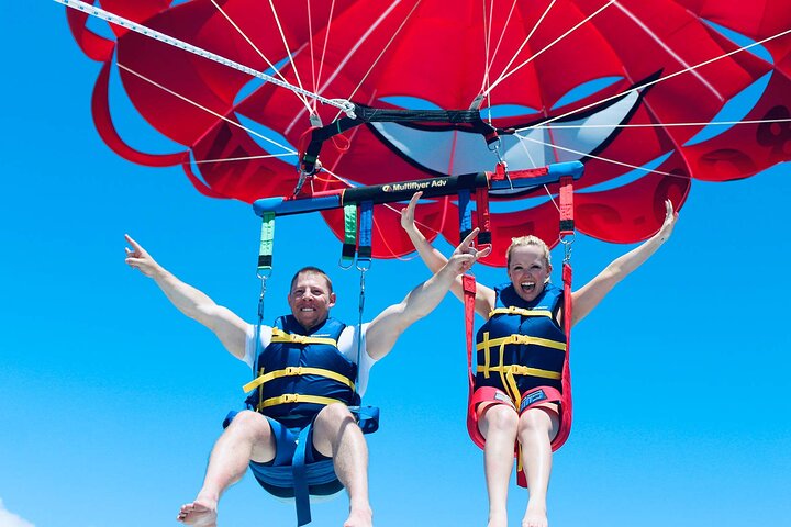 pareseiling - Parasailing Water Activity.. (Full Adrenaline)