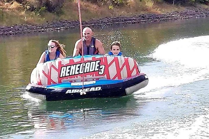 Private Half-Day Boat Tubing Fun in Sacramento River - Photo 2
