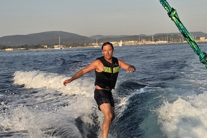 Private Wakesurf Wakeboard & Boat Experience Saint-Tropez - Photo 8