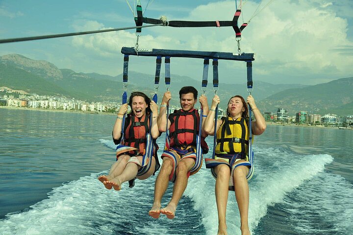 Small Group Parasailing Adventure in Alanya - Photo 1
