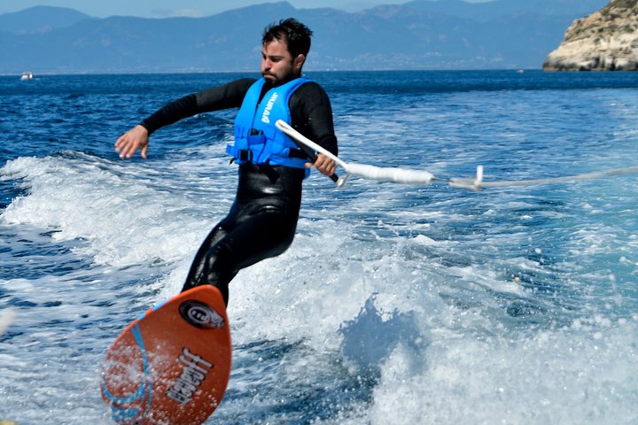 Cagliari by boat : Watersport and games - Photo 2