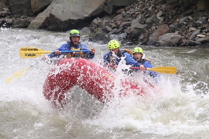 2 Hour Rafting on the Yellowstone River - Photo 4