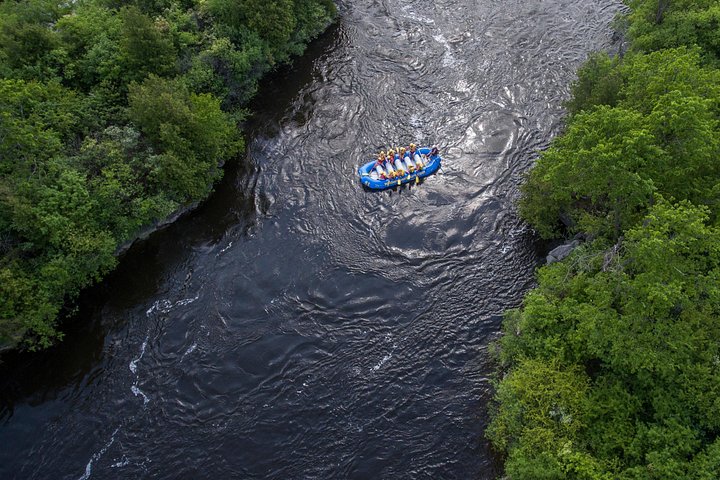 Hidden channels right in the city - Ottawa City Rafting Adventure