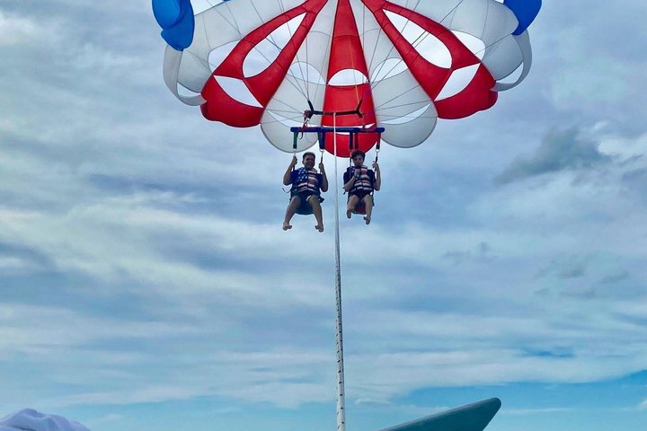 Fort Myers Beach #1 Parasailing Experience - Photo 10