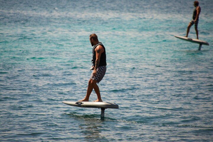 Efoil Course with Instructor in Alcudia - Photo 2