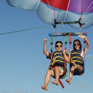 Parasailing Experience in Waikiki, HI - Photo 1