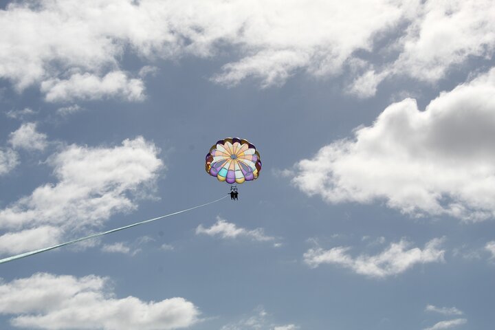 Parasailing Experience in Waikiki, HI - Photo 6