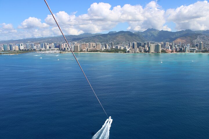 Waikiki and Diamond Head Parasailing Experience - Photo 3
