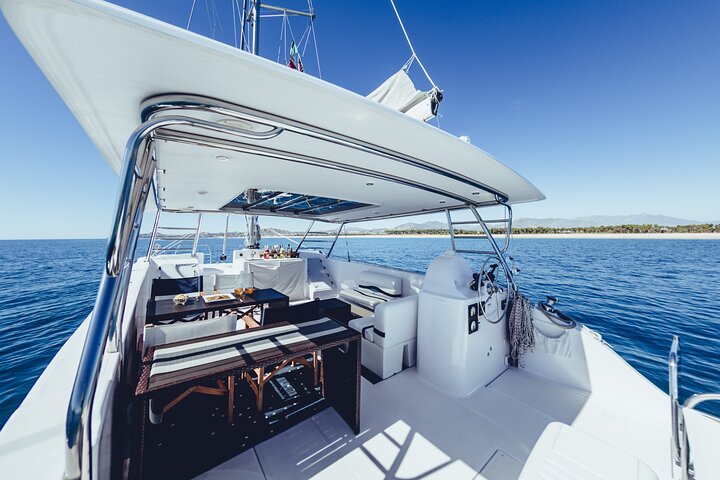 Luxury Sailing Sunset Tour - Los Cabos Luxury Sailing Sunset Tour