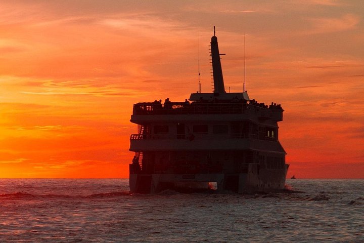 Sunset Dinner Show Cruise Tour in Cabo San Lucas - Photo 8