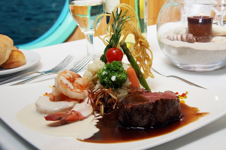 Sunset Dinner Show Cruise Tour in Cabo San Lucas - Photo 9