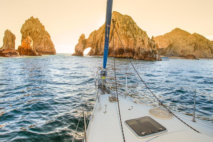 Cruise to the famous arch - Los Cabos Luxury Sunset Sail with Light Appetizers and Open Bar