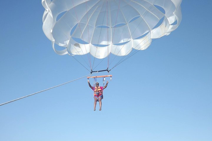Single Parasailing - Single or Double Parasailing in Cabo with Views of The Arch