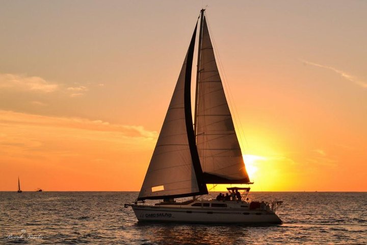 Sunset Cabo Sailing - Cabo San Lucas Sunset Sailing Shared Cruise
