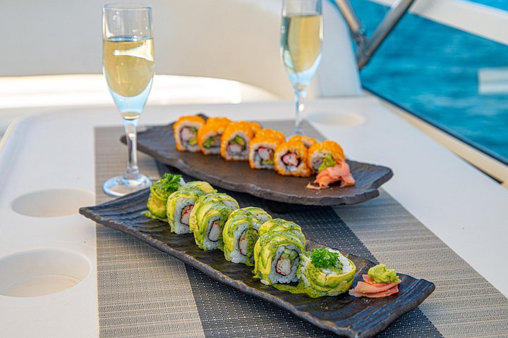Luxury 42' Yacht Tour in Cabo for Snorkeling and Sunset - Photo 4