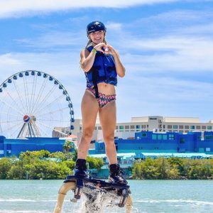Flyboard the new extreme adventure in Cancun - Extreme Flyboard activity in Cancun. Live the adrenaline with us!
