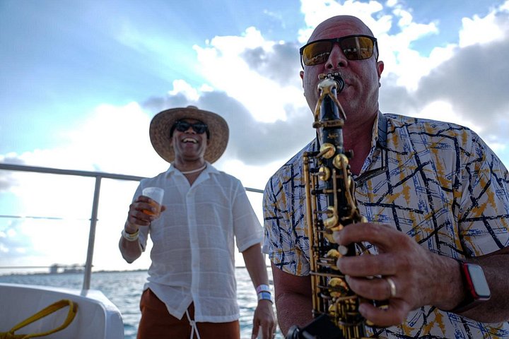 Isla Mujeres Sunset Cruise and Tour from Cancun - Photo 5