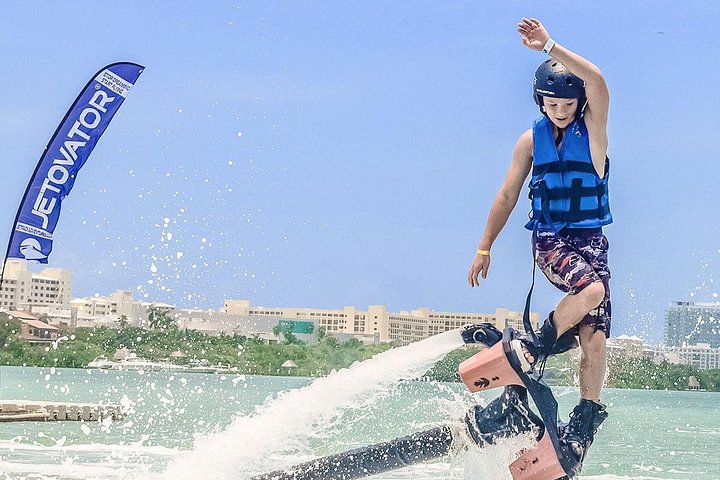 Best activity for teenagers - Flyboard activity in Cancun. Includes Training and Equipment