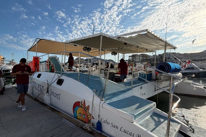 Sunset Cruise with Unlimited Drinks and Snacks. Cabo San Lucas - Photo 9