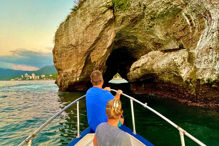 Sunset and Bioluminescence Boat Tour at Los Arcos Islands - Photo 3