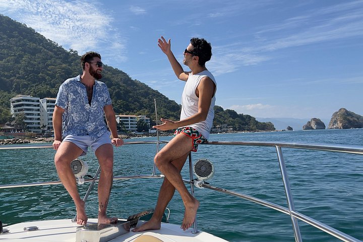 Puerto Vallarta: Private Luxury Yacht Sunset Cruise with Open Bar - Photo 5