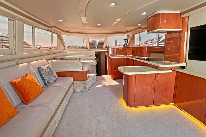 Puerto Vallarta: Private Luxury Yacht Sunset Cruise with Open Bar - Photo 9