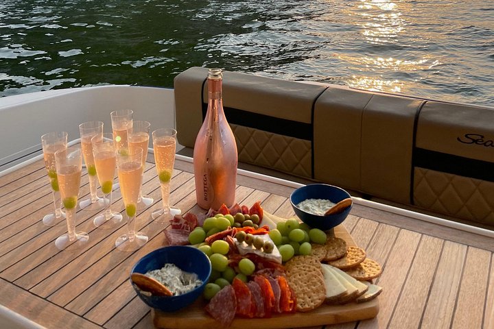 Puerto Vallarta: Private Luxury Yacht Sunset Cruise with Open Bar - Photo 1