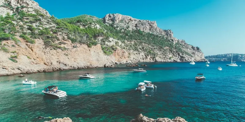 Mallorca Yacht Charter Guide: Balearic Islands Sailing Itinerary & Skipper Tips
